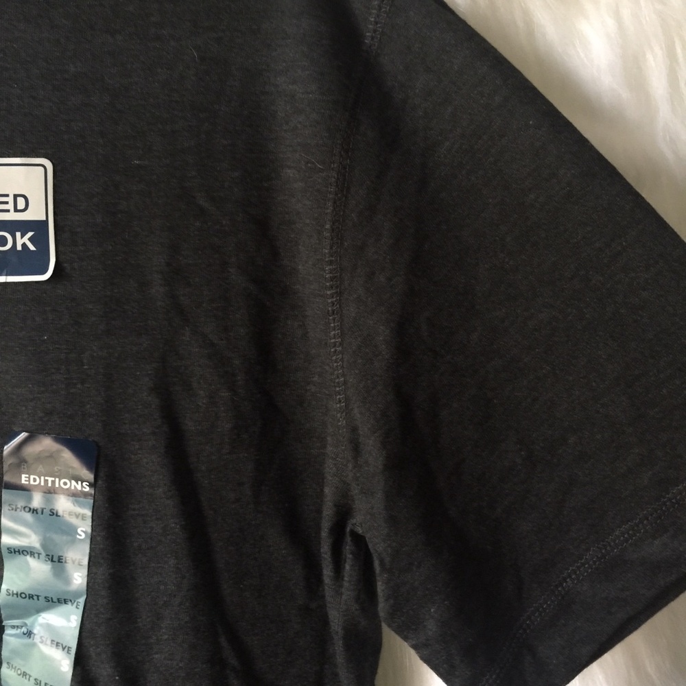 🌺 Basic Editions Layered Grey SS Tee Small - Picture 7 of 15